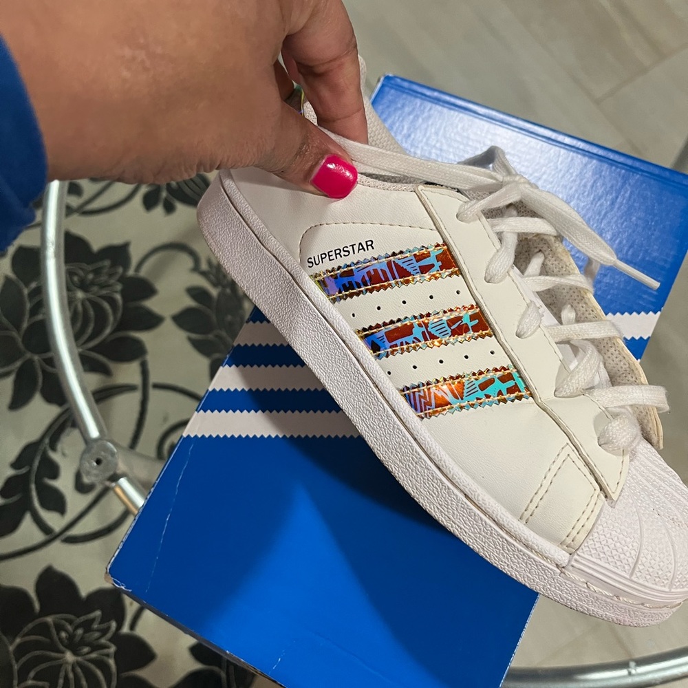 Adidas - Picture 4 of 4